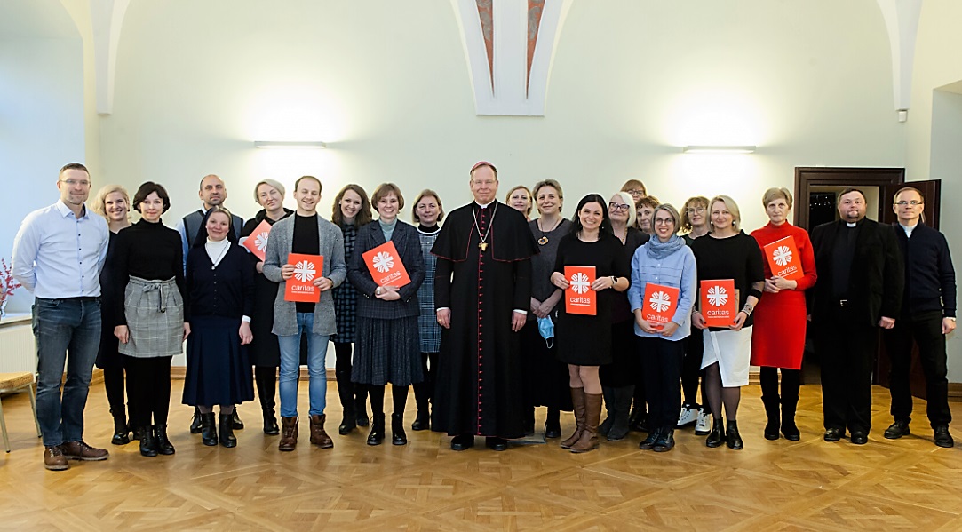 Vieningos ir gyvybingos Bažnyčios link. Pastoracinių animatorių mokymai